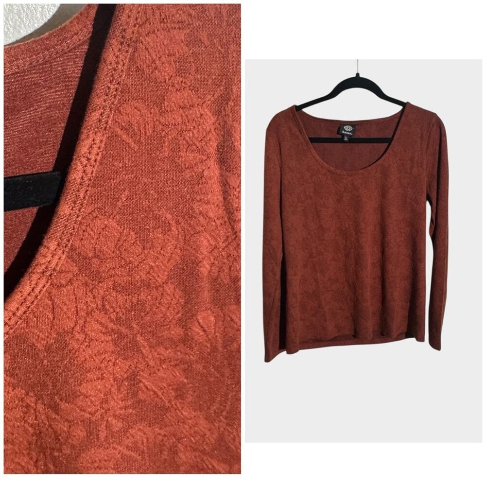 NEW Bobeau Terracotta Long Sleeve Top With Floral Embossed Print, Large